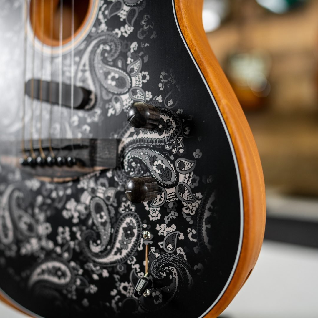 Fender Limited Edition American Acoustasonic Telecaster in Black